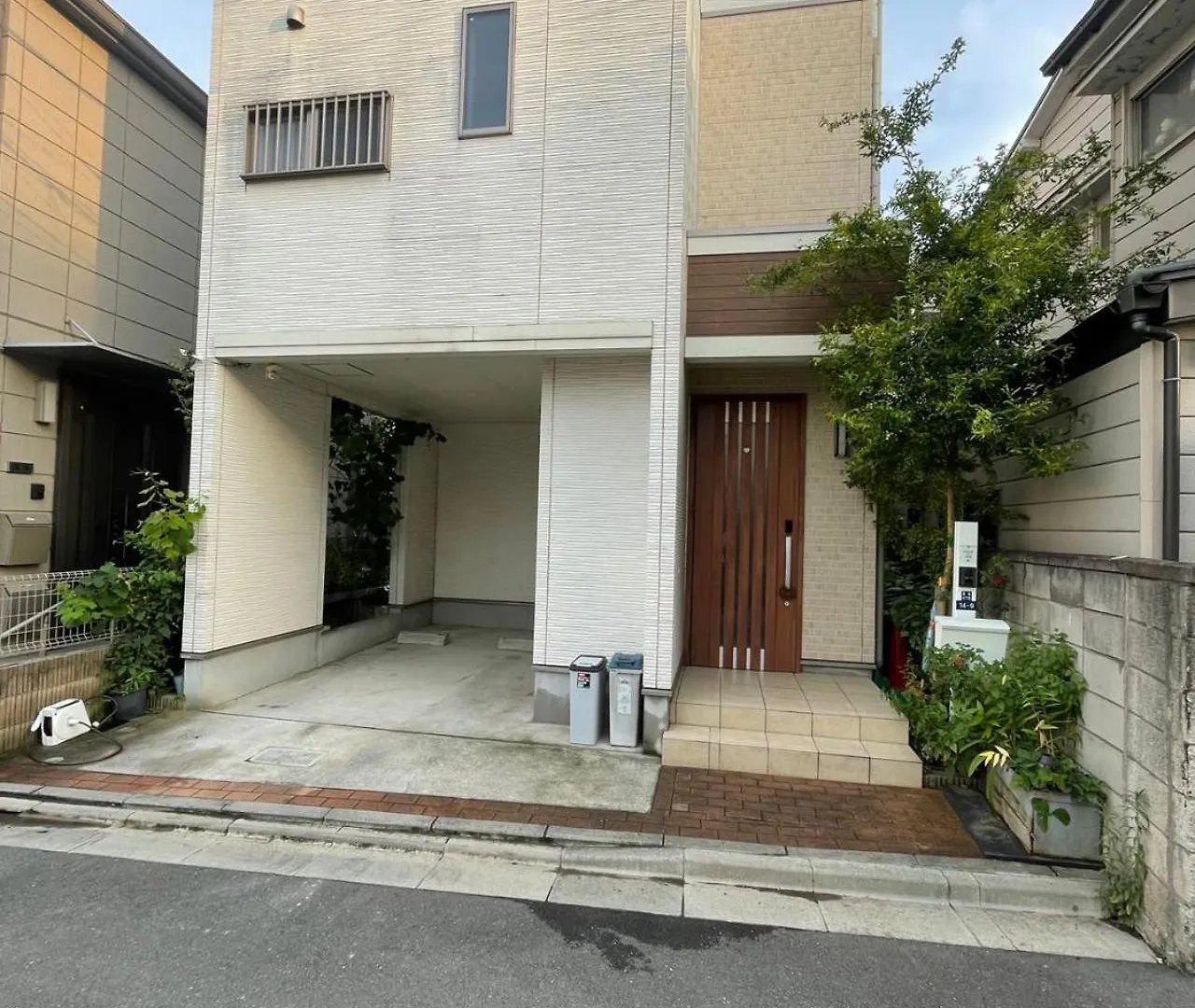Holiday home Tommy'S House 東京都内では貴重な無料駐車場付で大地震でも安心の新しい家